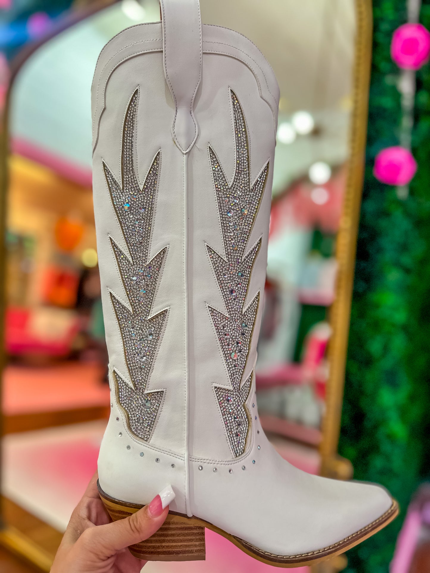 WHITE IRIDESCENT BOOTS