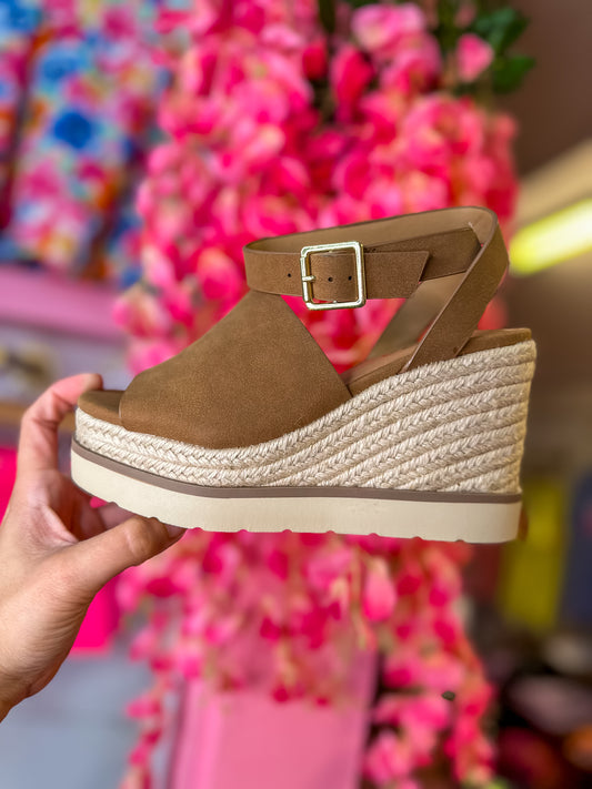 DARK TAN PLATFORM WEDGES